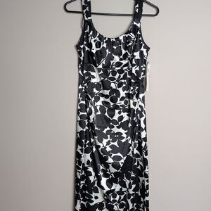 Maggy London Black and White Leaf Print Satin Midi Pencil Skirt NWT 10